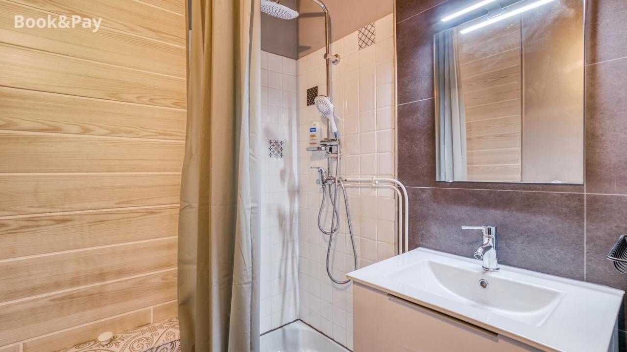 Apartament Ceanothe-Inviri. Studio Mairie. Parking Privatif Limoges Zewnętrze zdjęcie